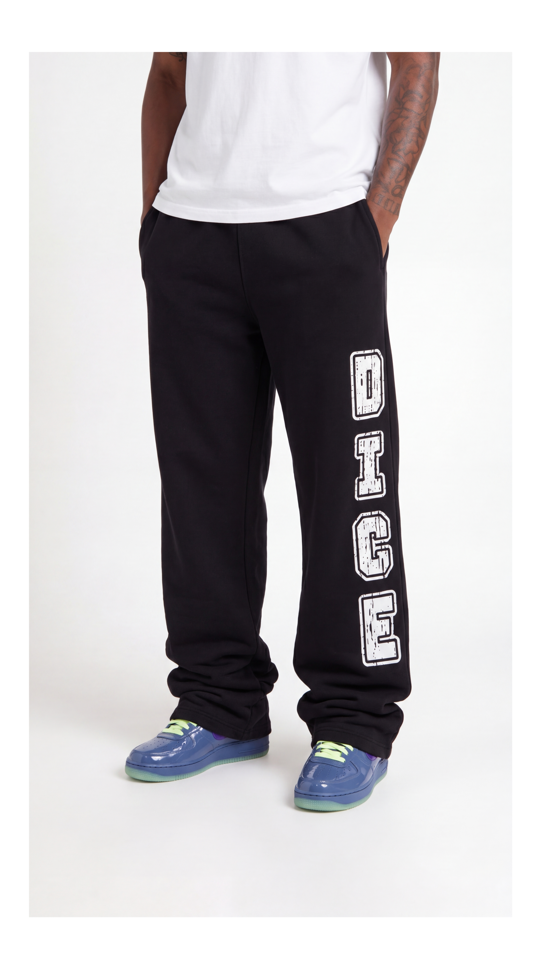 Casual dice sweats